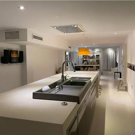 Lovelyloft Explanada Аликанте